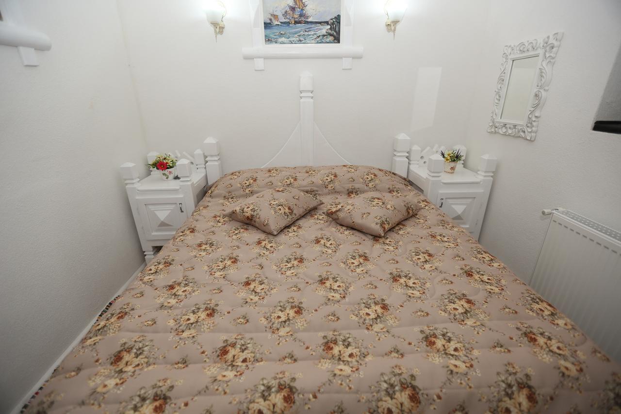 Complex Lions Bucovina Hotel Voroneț Eksteriør billede
